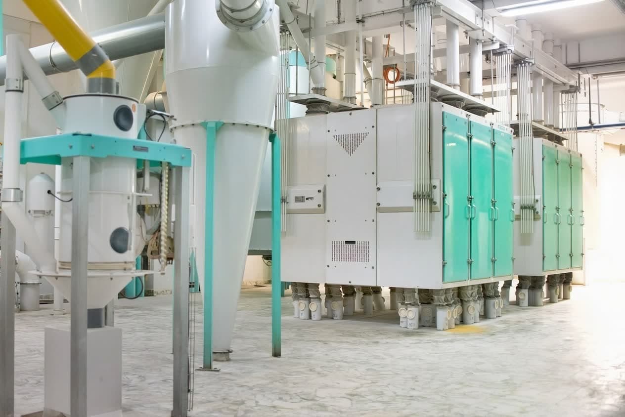 « La technologie au service de la tradition. Une précision maximale pour une qualité irréprochable. ⚙️✨ »
« التكنولوجيا في خدمة الأصالة. دقة متناهية من أجل جودة لا تشوبها شائبة. ⚙️✨ »
